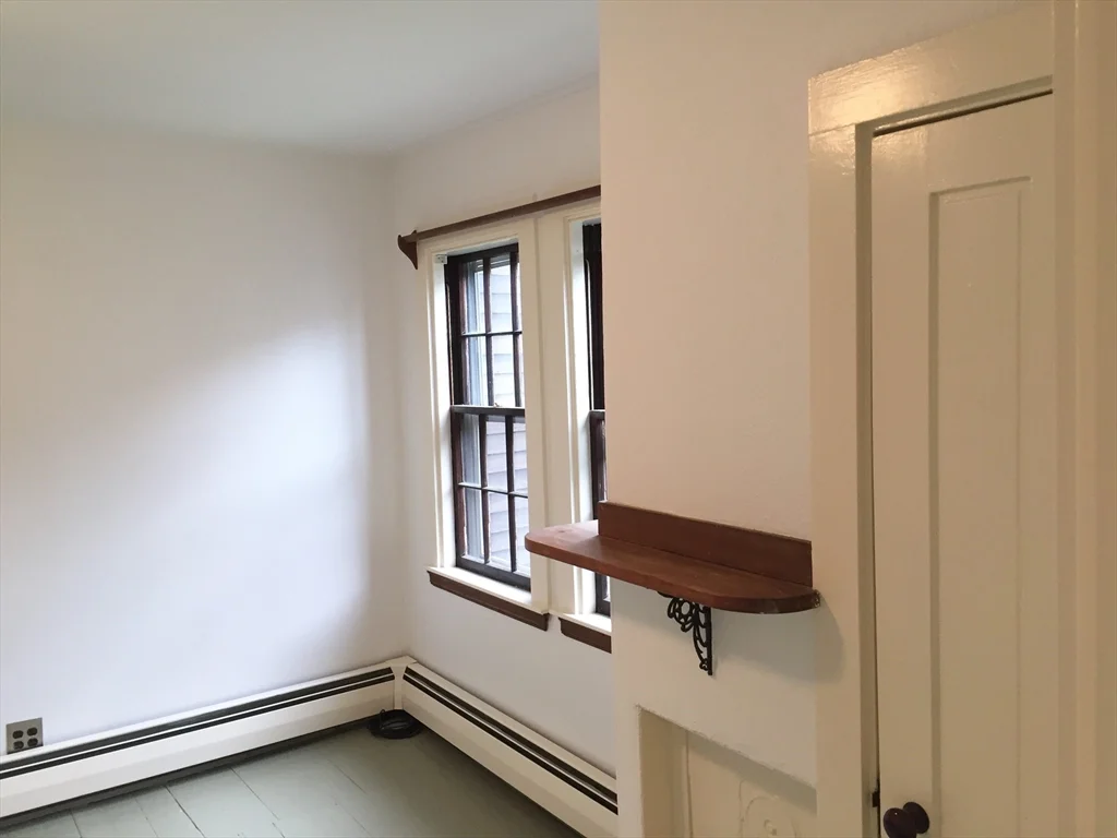 20 Putnam St, Charlestown