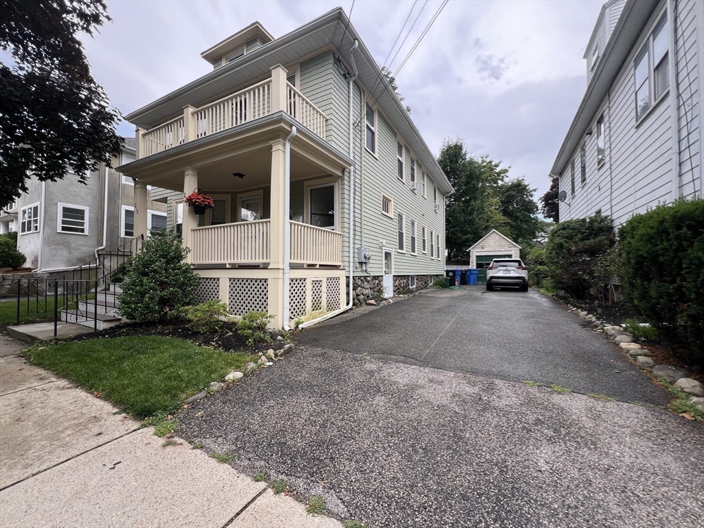 235 White St, Belmont