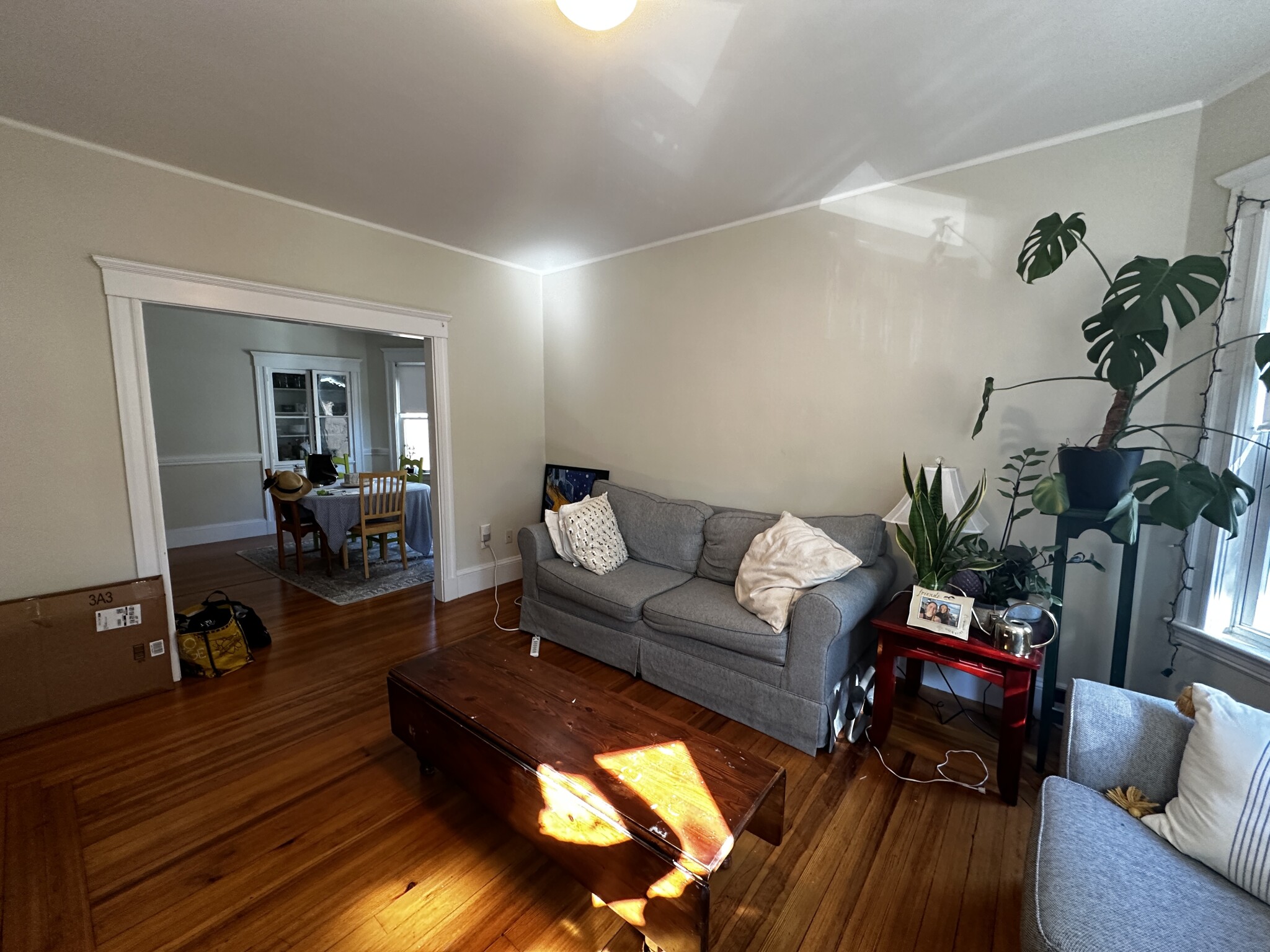 17 Hunnewell Ave, Oak Square