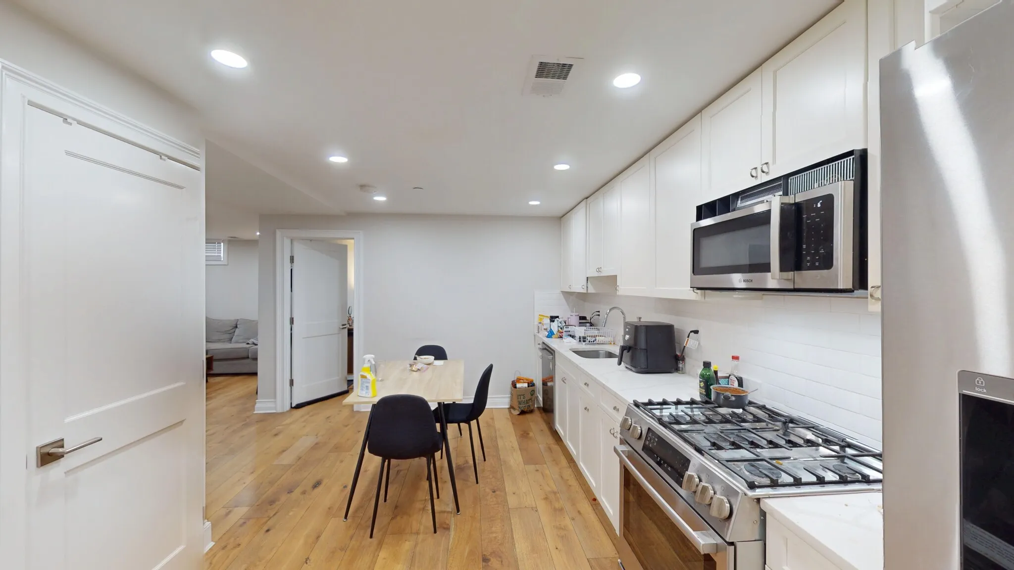 14 Mount Hood Rd, Brighton