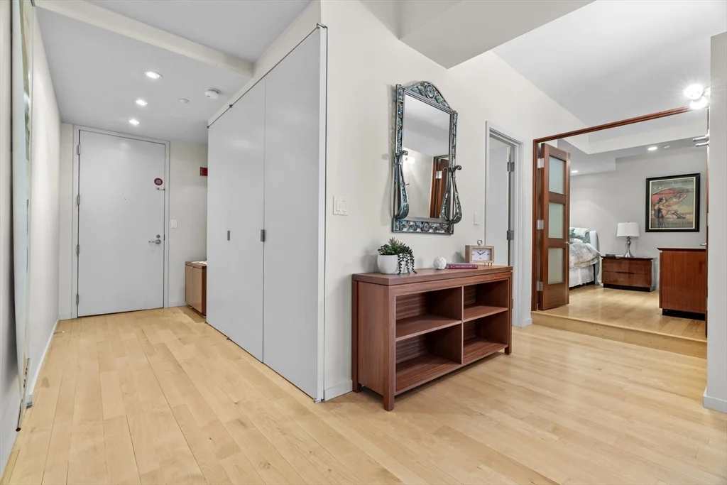 1313 Washington St, South End