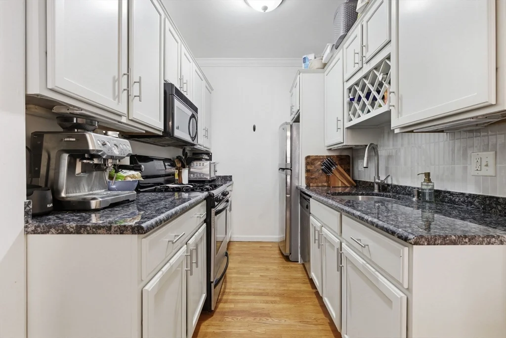 146 Warren Ave, South Boston