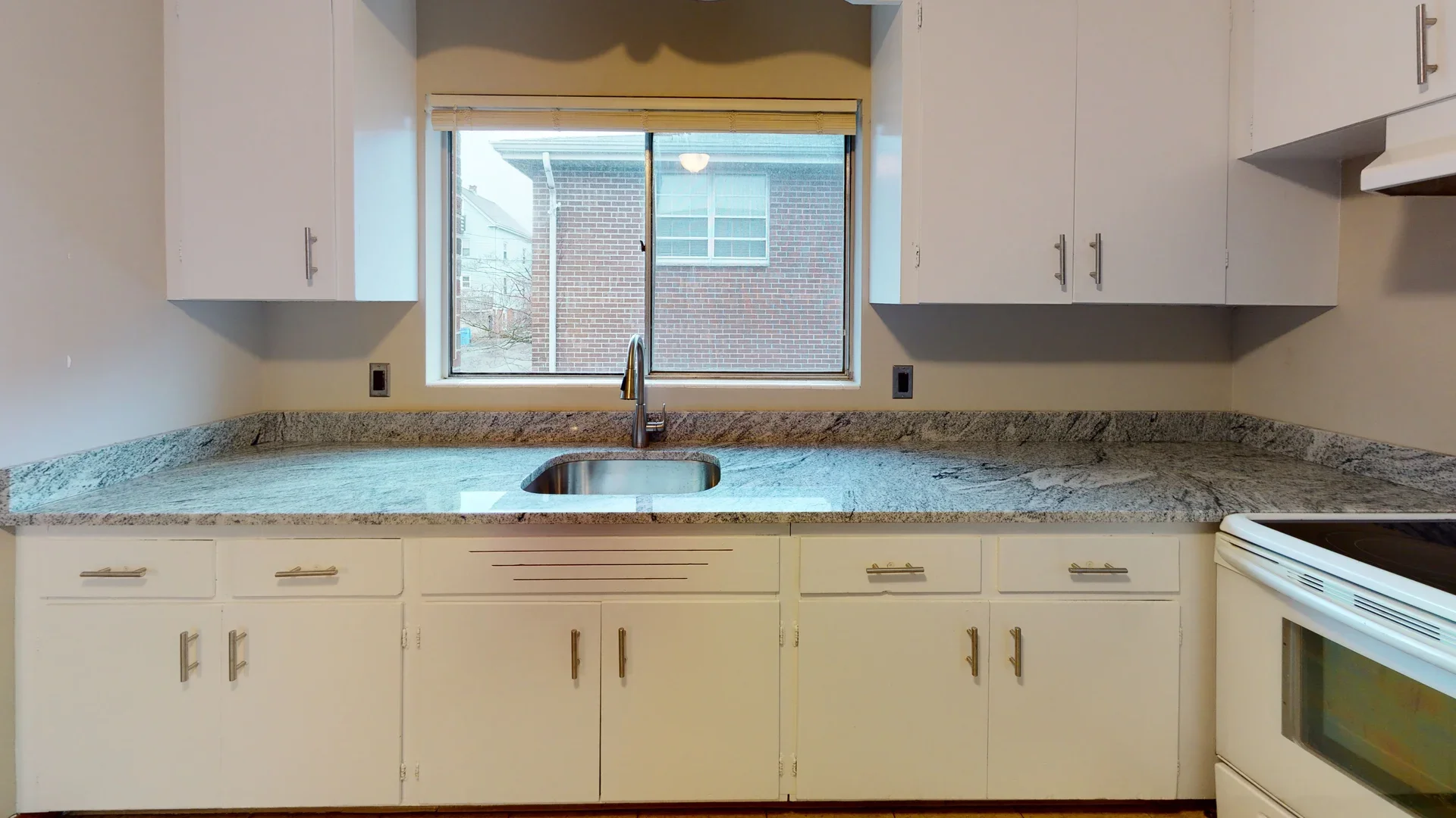 78-80 Harvard St, Banks Square