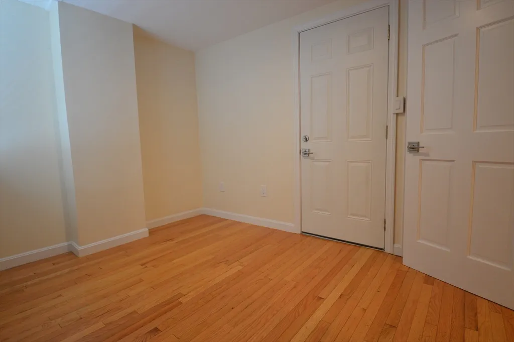 1801 Beacon St, Brookline