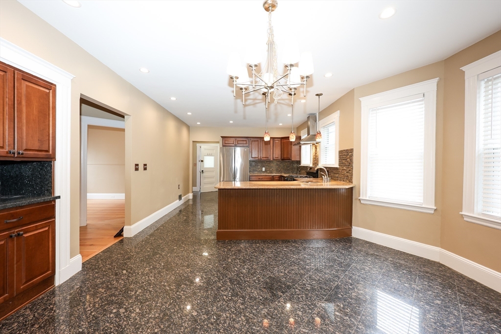 36 Lancaster St, Quincy