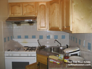 129 Cedar St, Roxbury