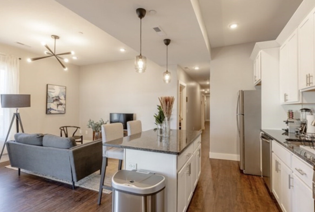 870 E 5th, South Boston