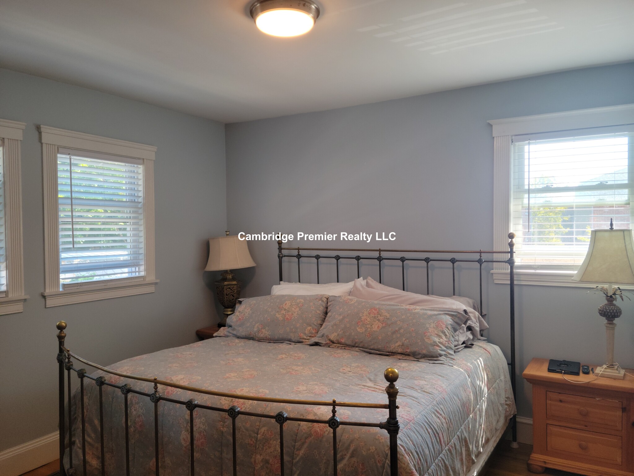 3 bed, 2 bath apartment for rent at 39 Tennyson St Unit 1, Winter Hill — photo 6 of 9
