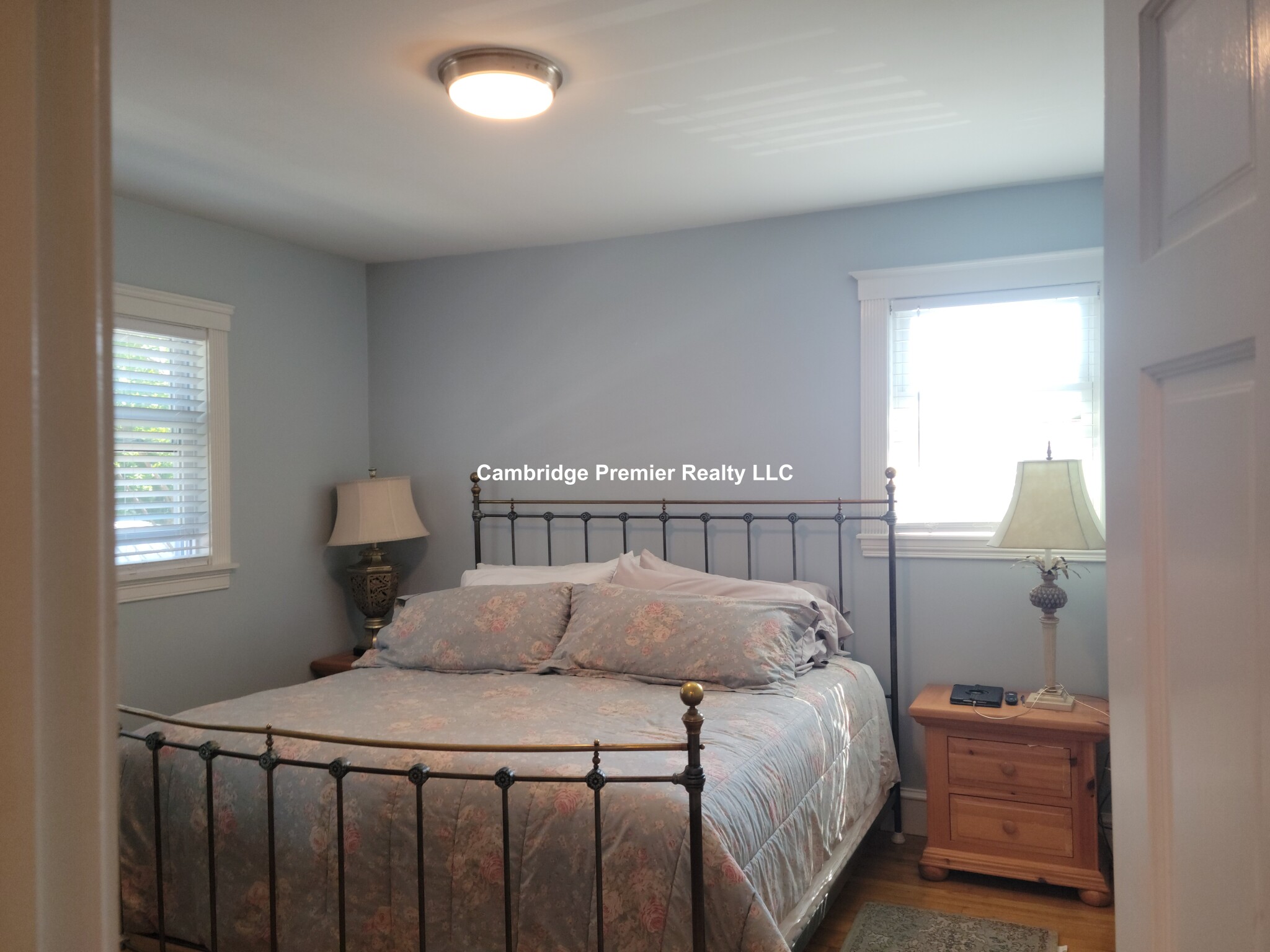 3 bed, 2 bath apartment for rent at 39 Tennyson St Unit 1, Winter Hill — photo 7 of 9