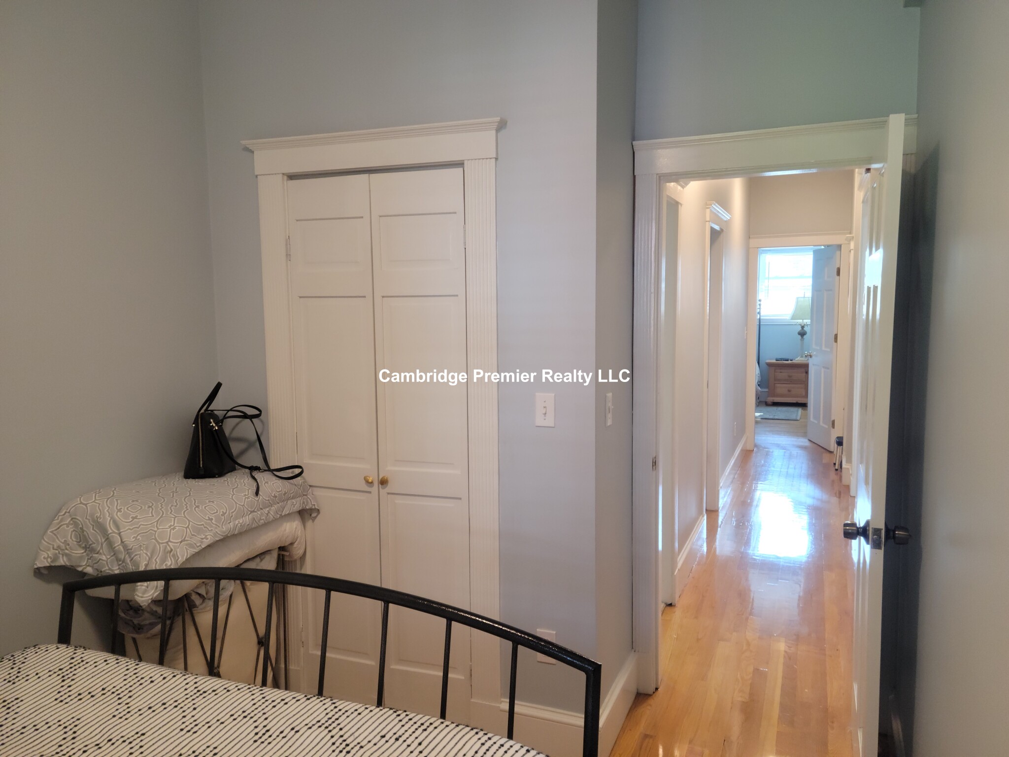 3 bed, 2 bath apartment for rent at 39 Tennyson St Unit 1, Winter Hill — photo 8 of 9