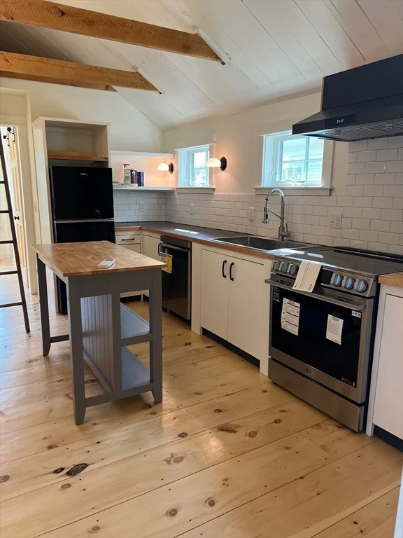 4 Haskell St, Gloucester