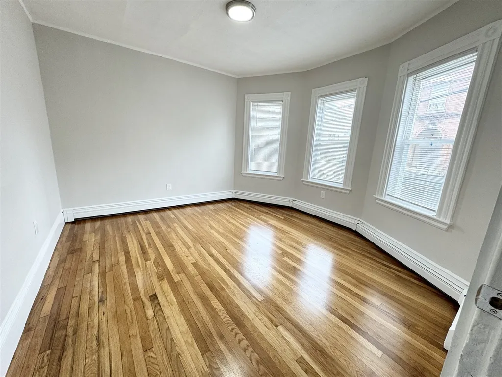 57 Burrell St, Roxbury