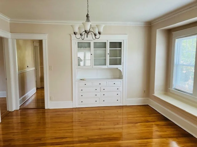 414 Lovell, West Side