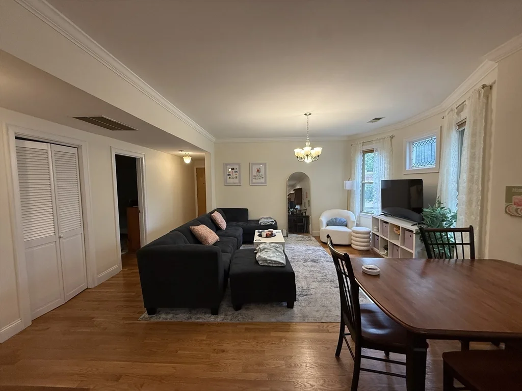 106 Chester St, Allston