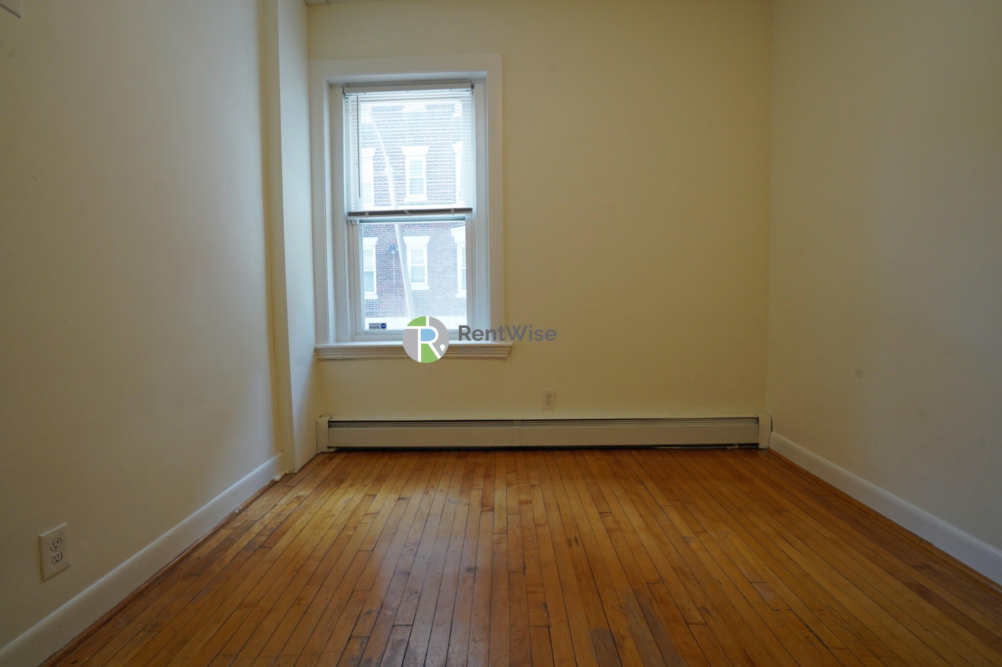 1322 Commonwealth Ave, Brighton