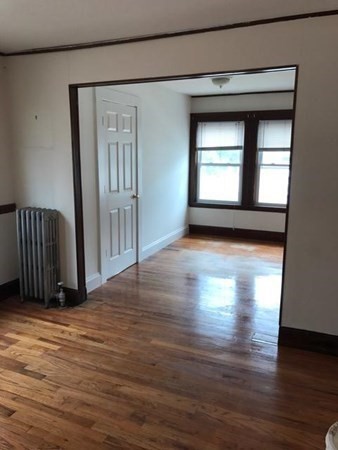 3 Goldsmith Ave, Medford