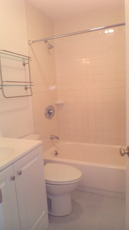 11 Follen St, Back Bay