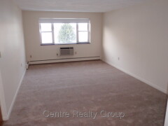 2 bed, 1 bath apartment for rent at 155 Lexington St Unit 31, Auburndale — photo 2 of 4