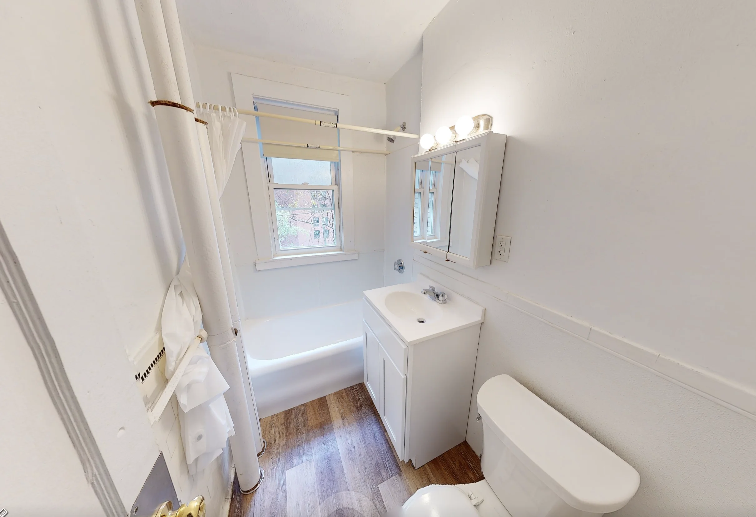 1626 Commonwealth Ave, Brighton