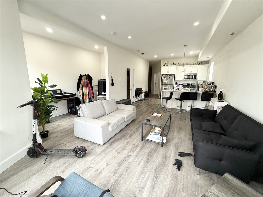 301-305 Dudley St, Roxbury