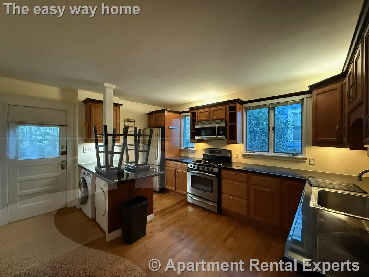 67 Fairfax St, Tufts