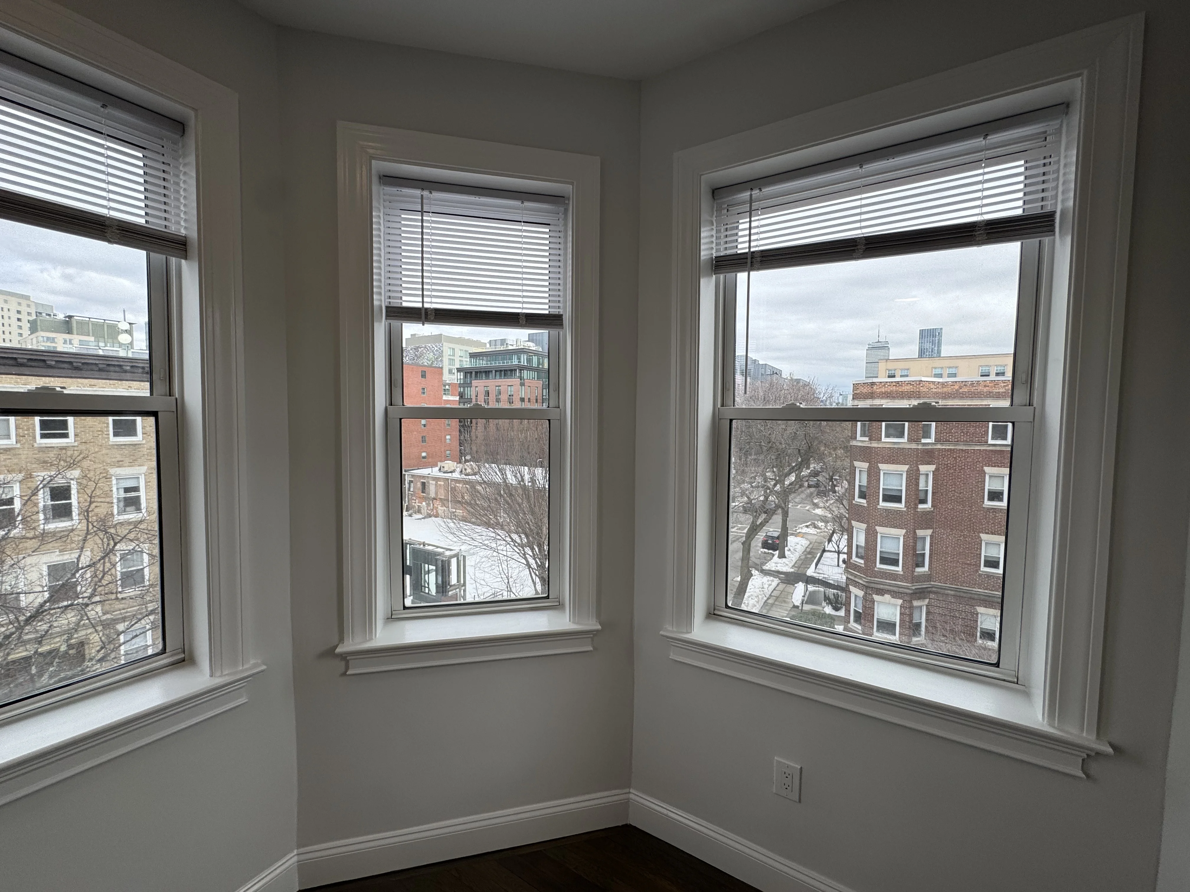 104 Queensberry St, Fenway