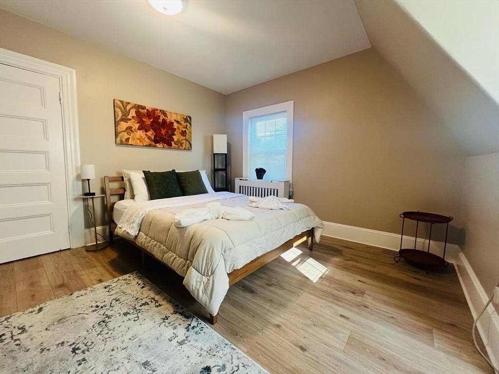 77 Dana St, Mid-Cambridge