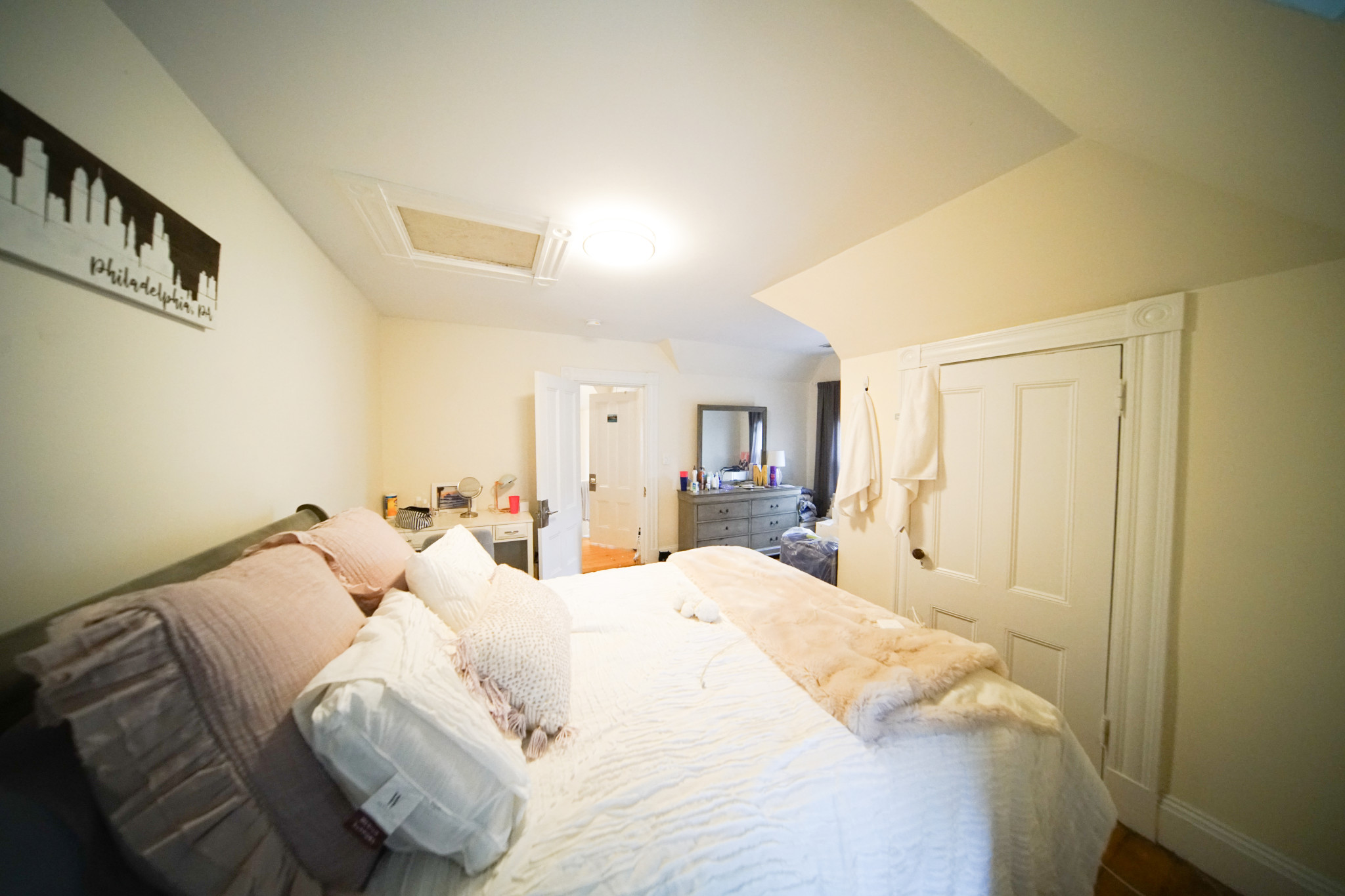 7 bed, 2 bath apartment for rent at 47 Ashford St Unit 2, Allston — photo 5 of 19