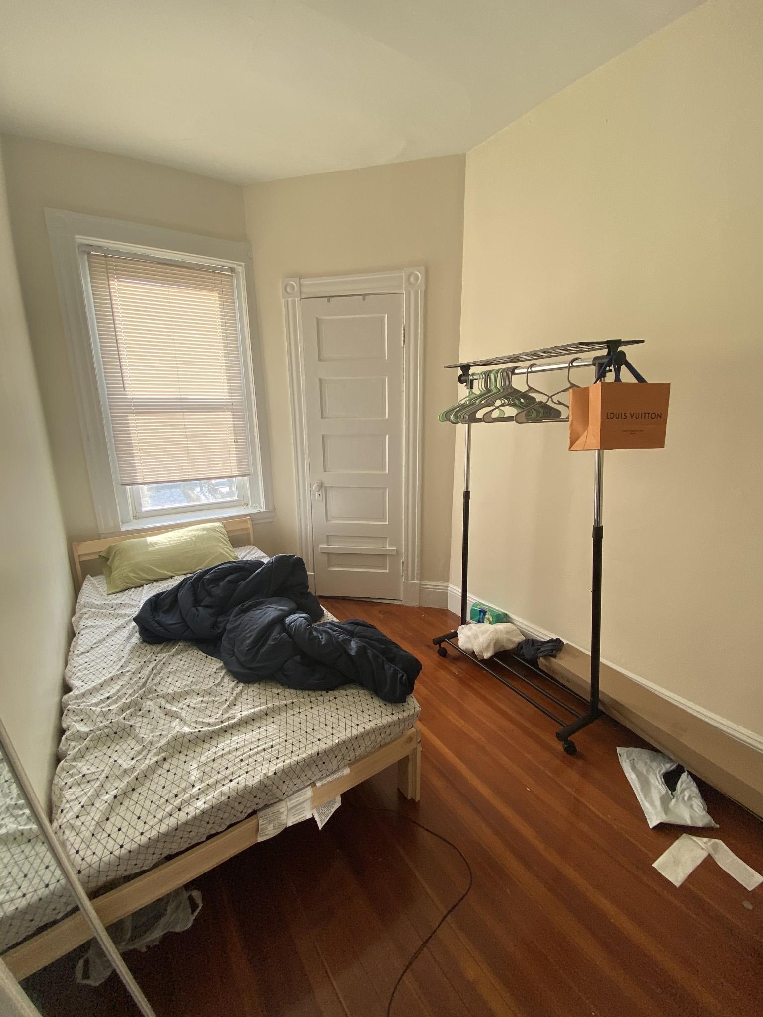 5 bed, 1 bath apartment for rent at 18 Mount Hood Rd Unit 3, Brighton — photo 34 of 41