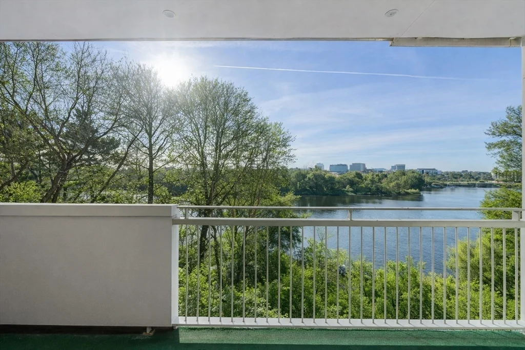 231 Coolidge Ave, Watertown