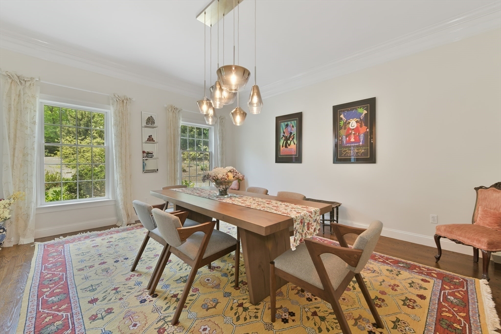 3 Wood Ln, Winchester