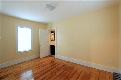 6 White Street Pl, North Cambridge