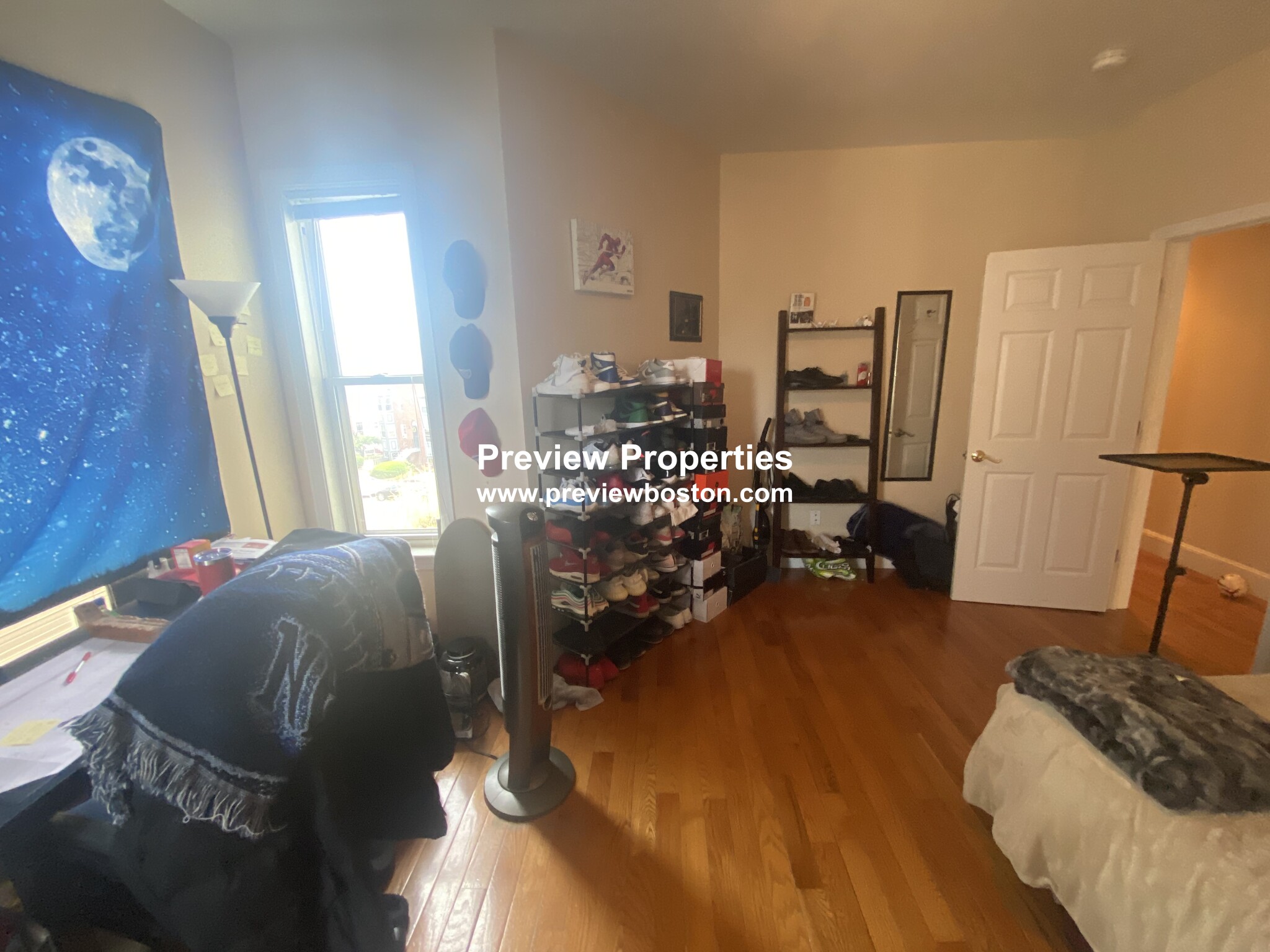 30 Circuit St, Roxbury