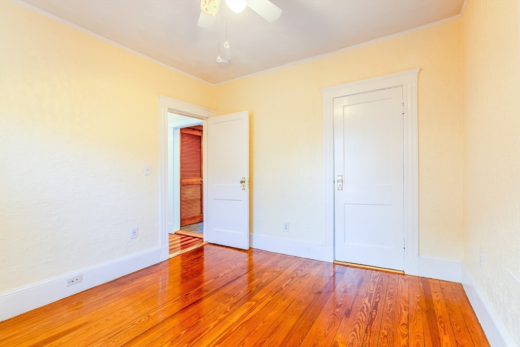 67 Orchard St, Medford