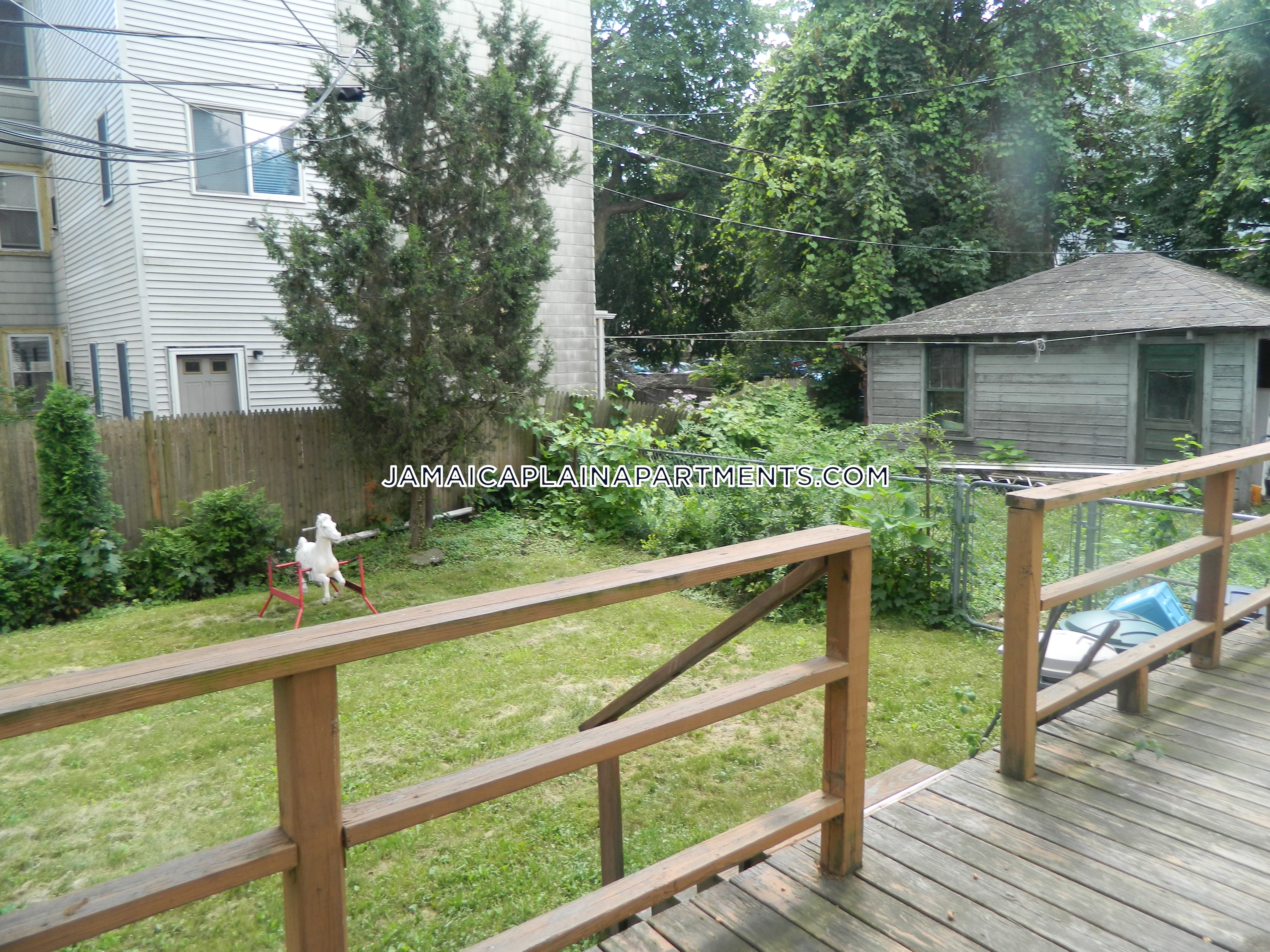 4 bed, 2 bath apartment for rent at 11 Rosemary St Unit 1, Jamaica Plain — photo 12 of 14
