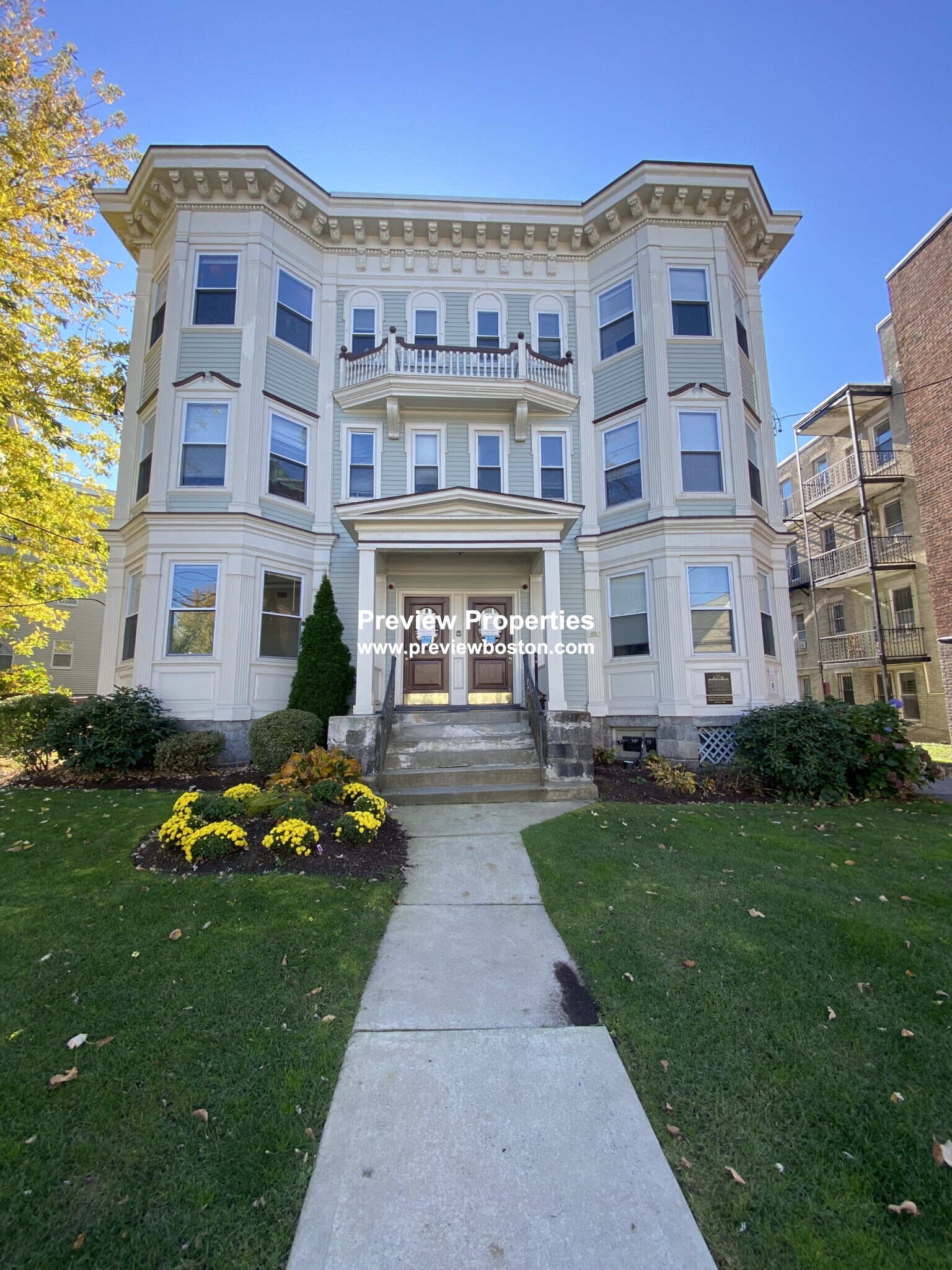 55 Ashford St, Allston