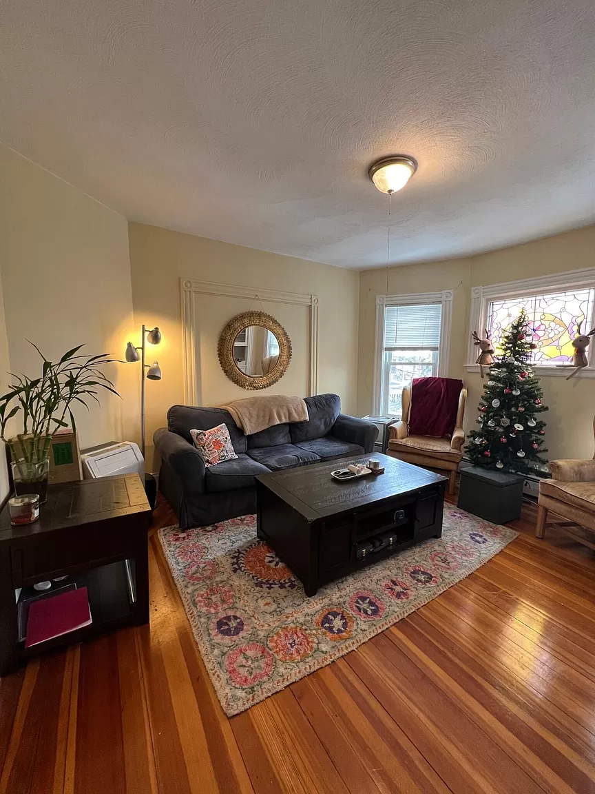 2 Gilson Ter, Spring Hill