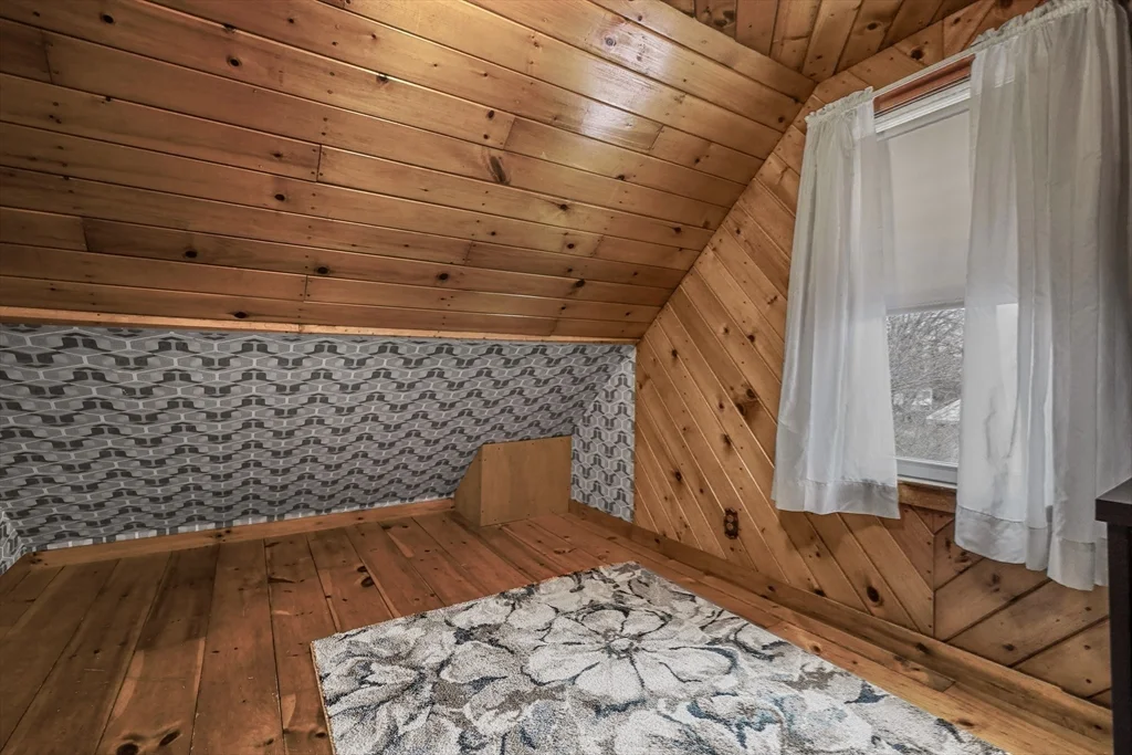 32 Beloit Rd, The Manor