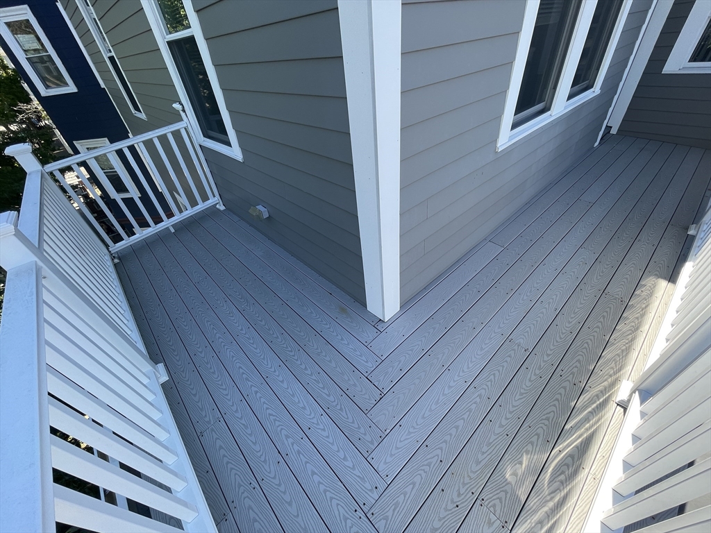 330 Western Ave, Riverside