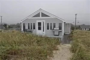 239 Phillips Rd, Sandwich