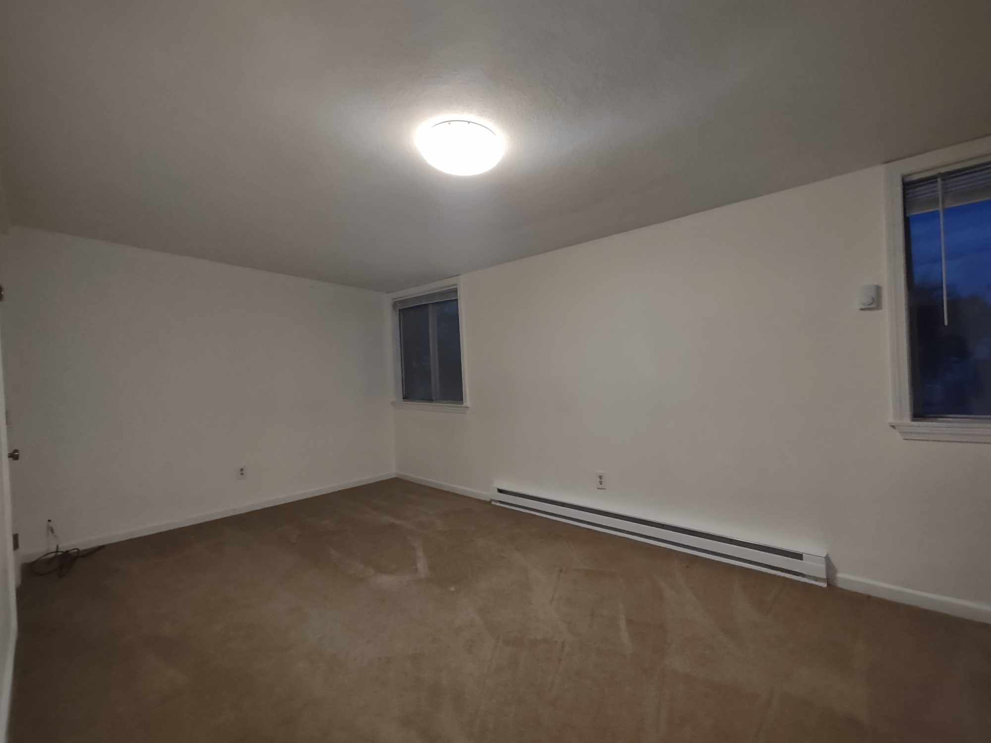 4 bed, 1 bath apartment for rent at 223 Ferry St Unit 2, Everett — photo 10 of 11