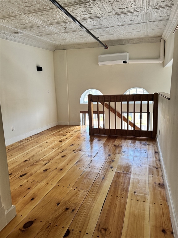 1 Central St, Southbridge