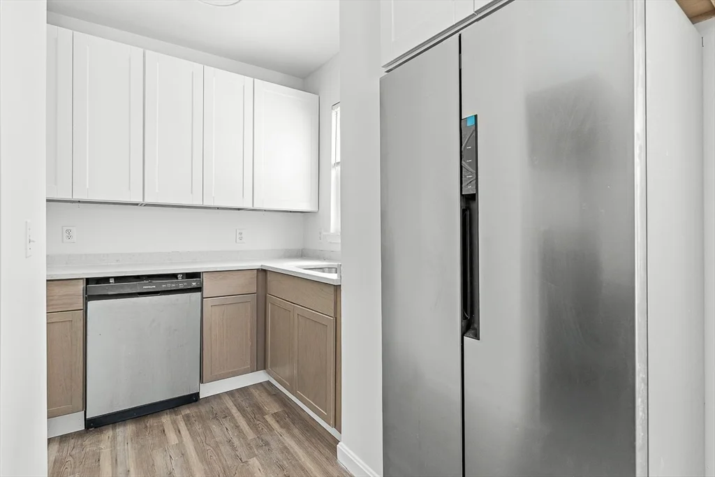 18 St Clair St, East Lynn