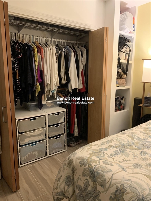 111 Woodstock St, West Somerville