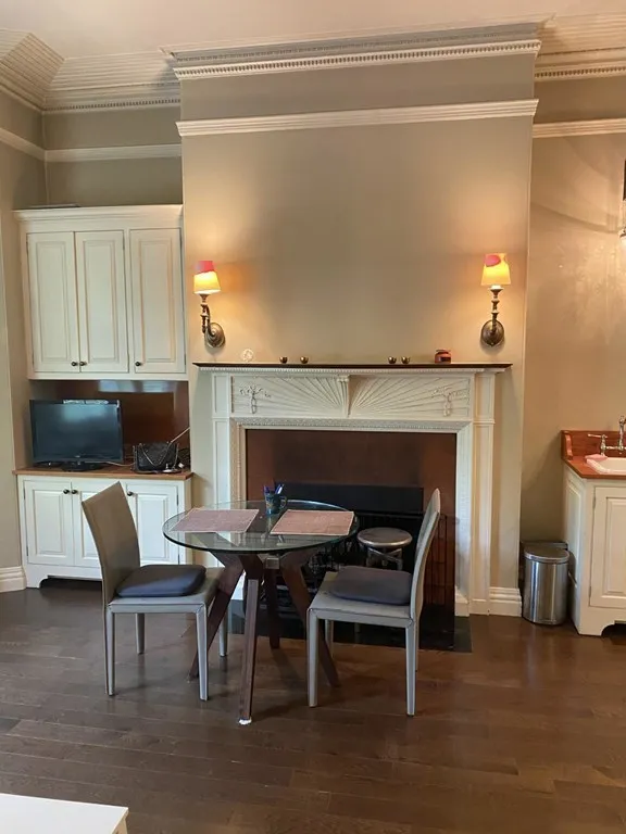 259 Marlborough St, Back Bay