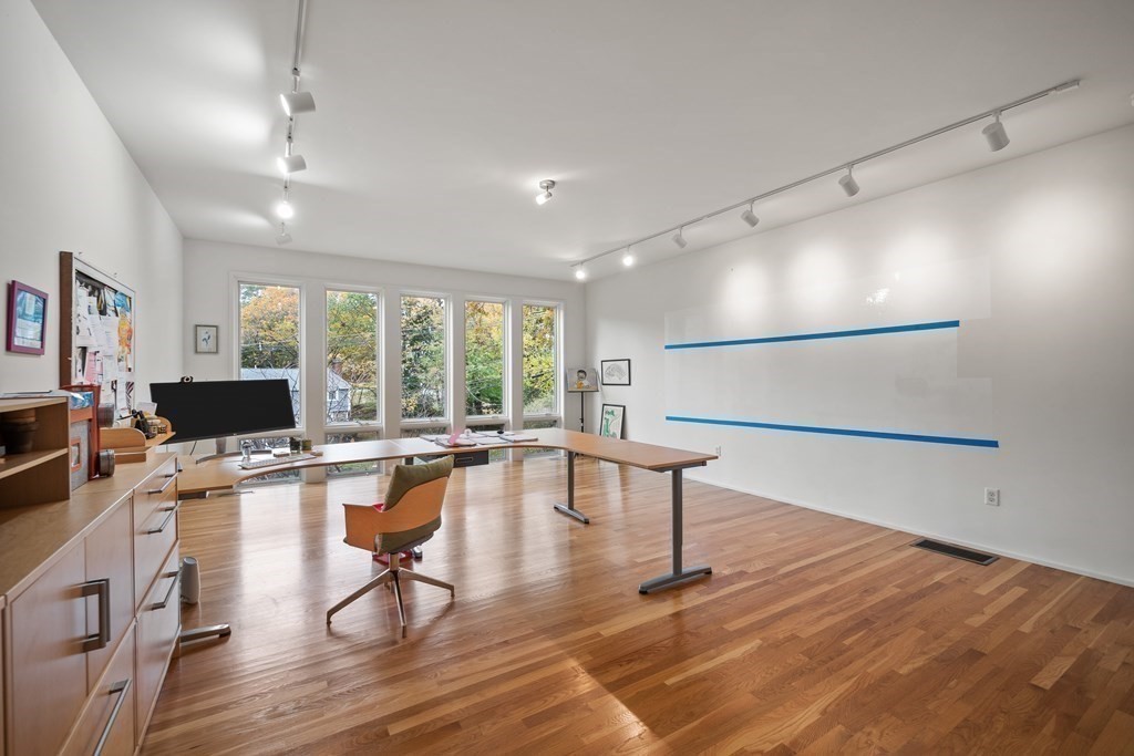 35 Thornberry Rd, Winchester