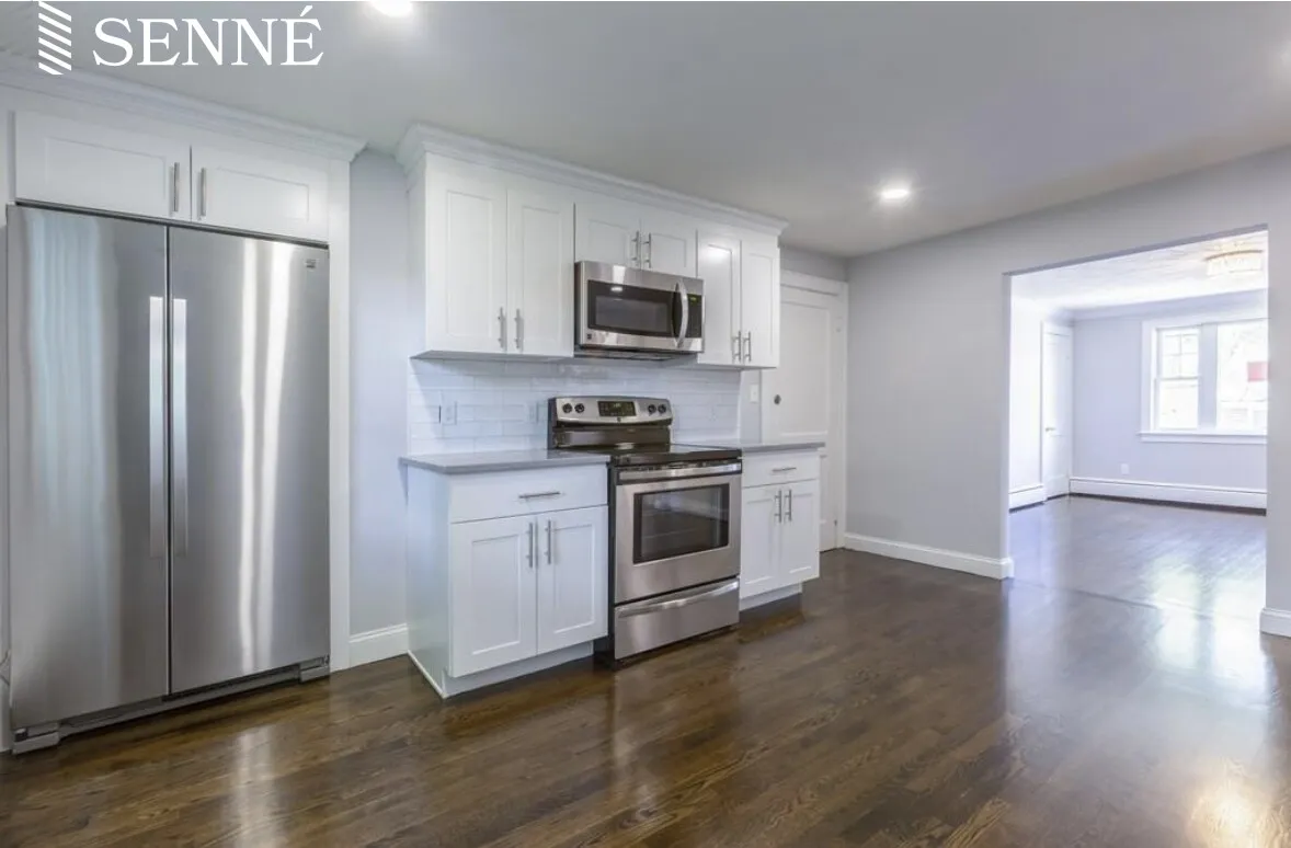 50 Aldrich Rd, Downtown