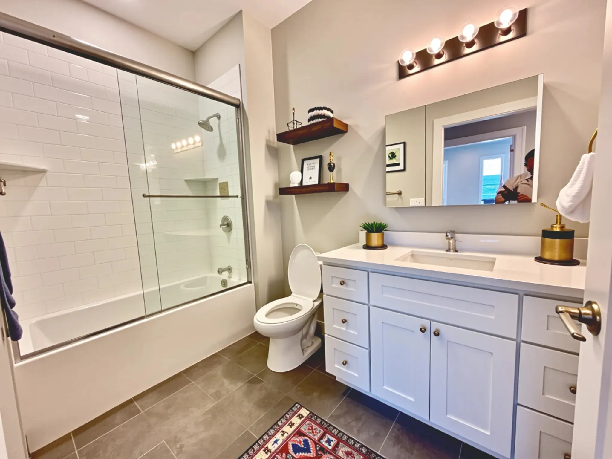 610 Rutherford Ave, Charlestown