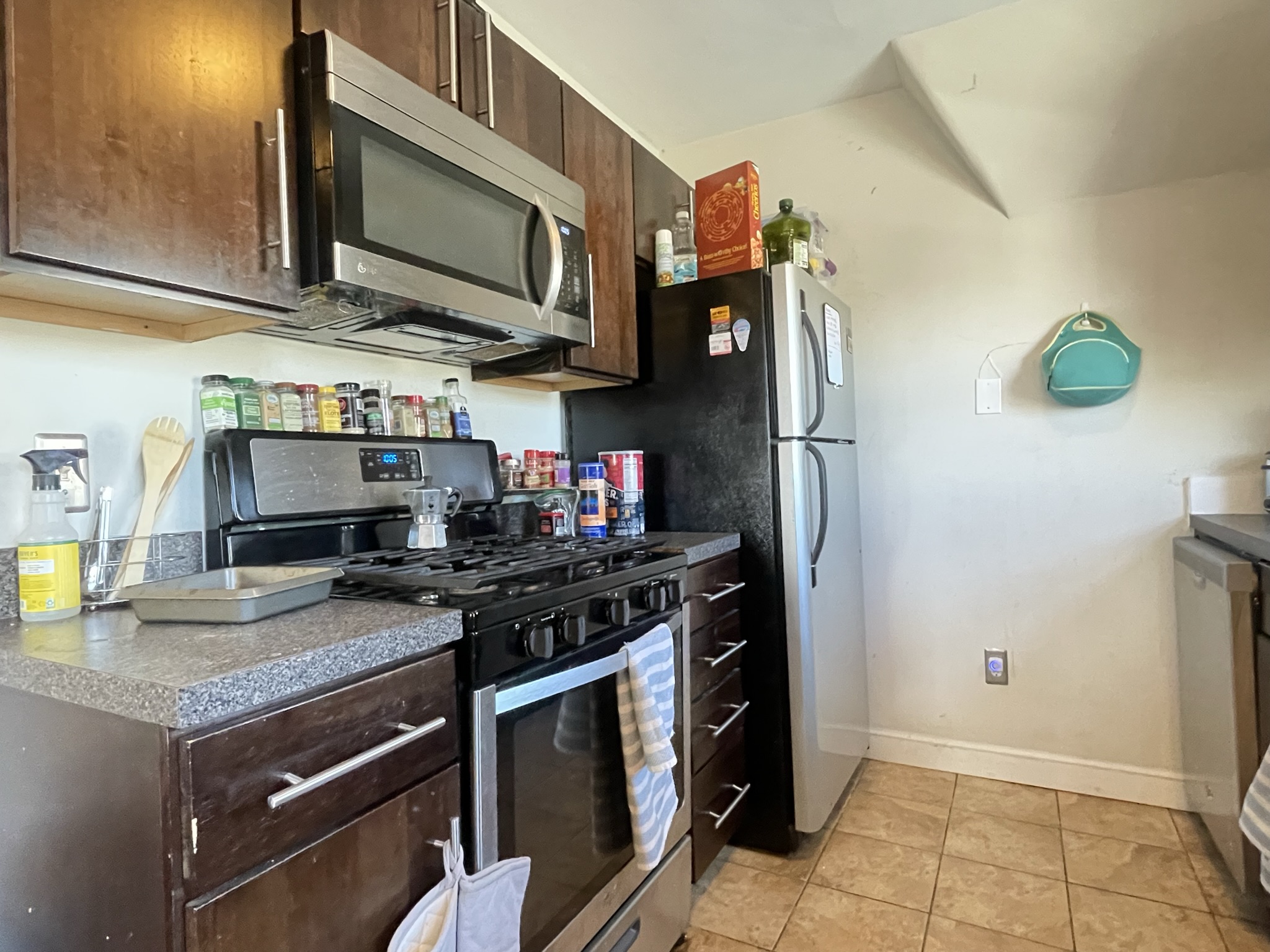 839 Parker St, Mission Hill