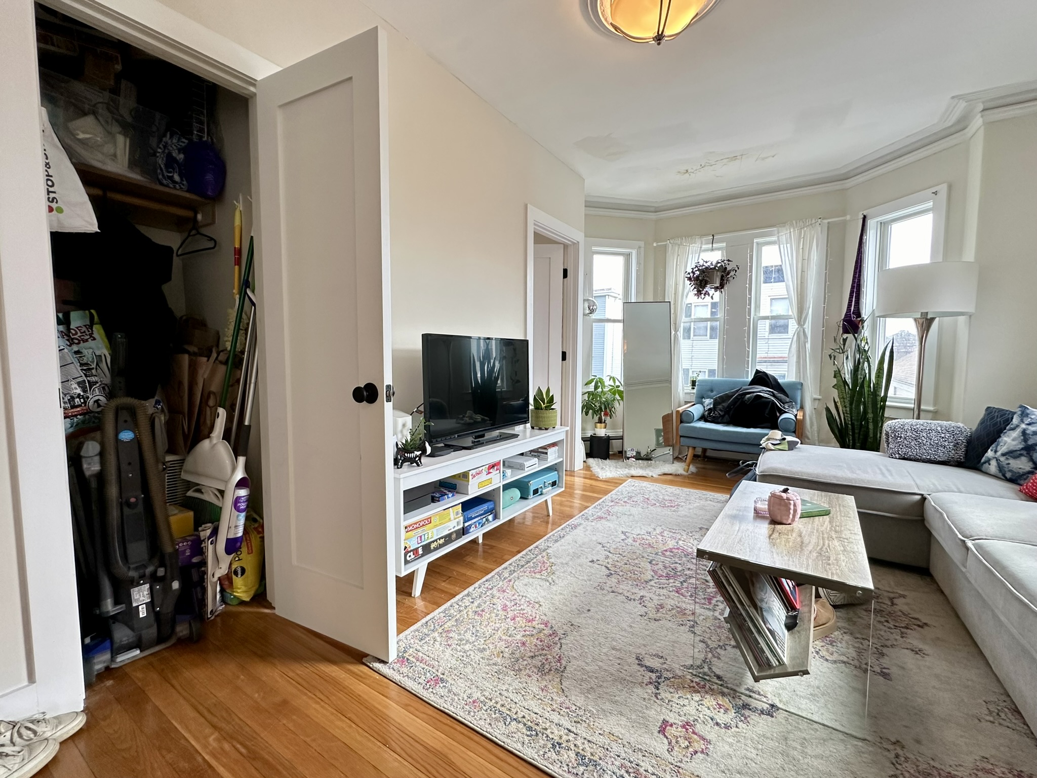 839 Parker St, Mission Hill